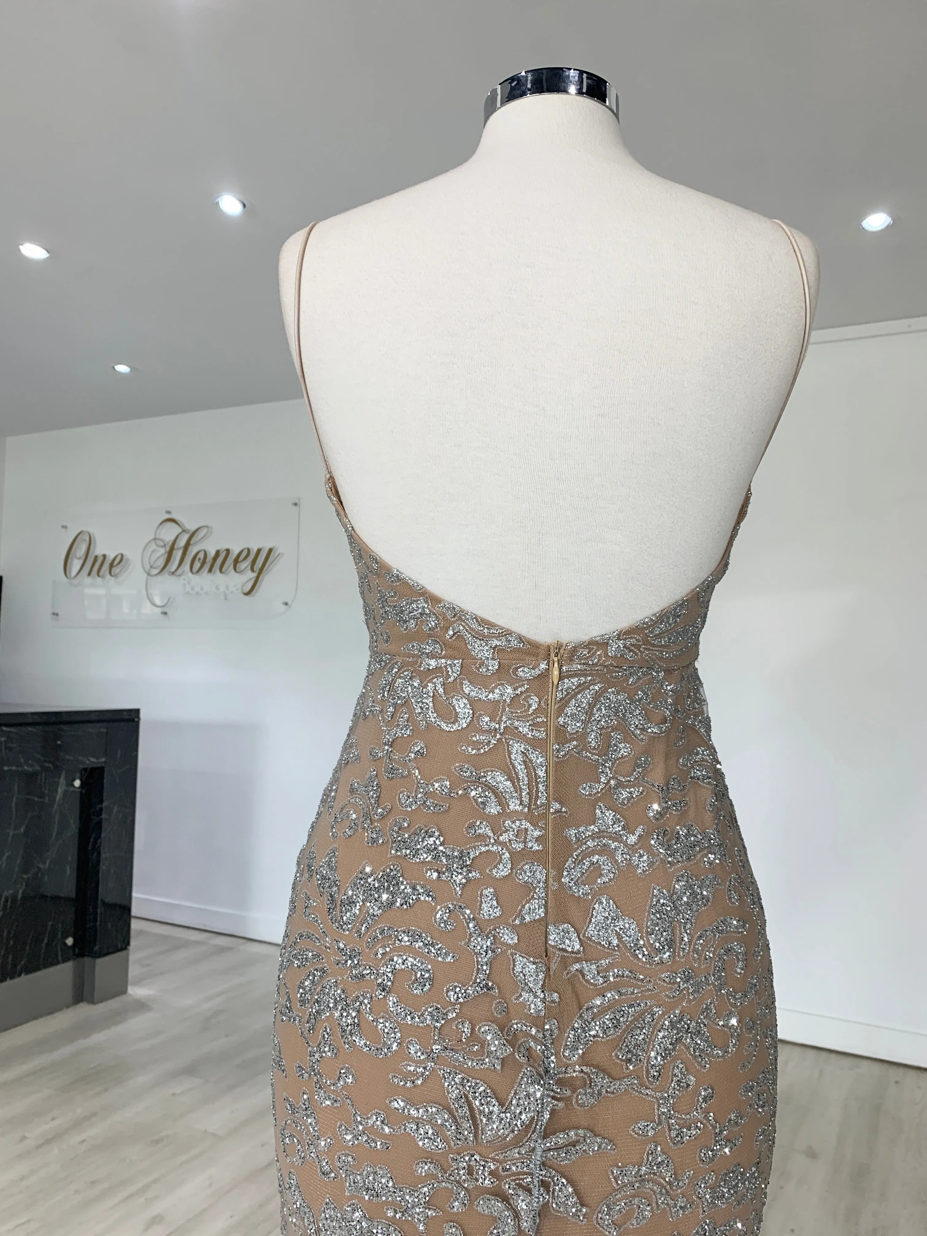 Honey Couture GRETA Silver/Nude Lace & Glitter Overlay Mermaid Formal Gown Dress