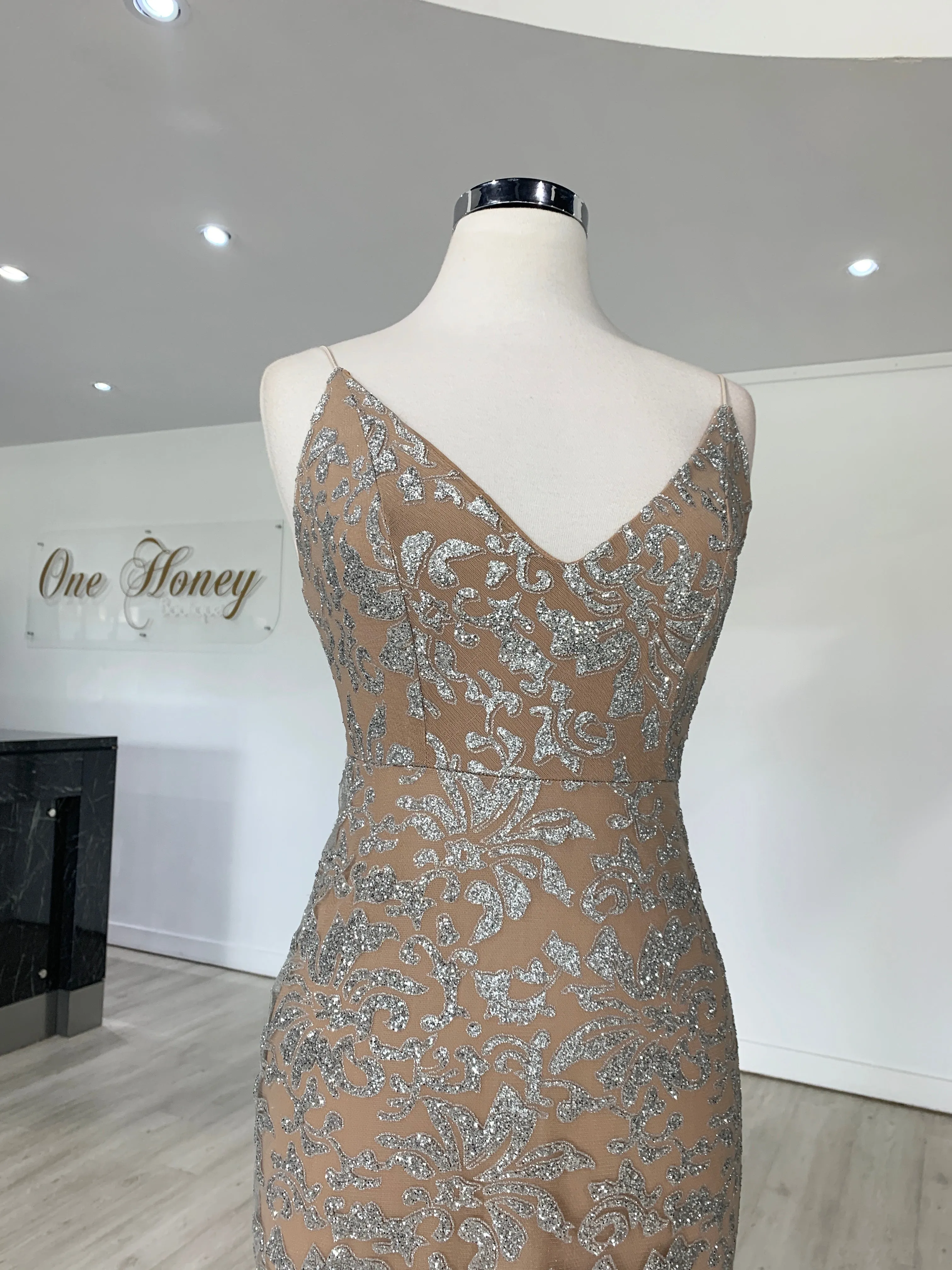 Honey Couture GRETA Silver/Nude Lace & Glitter Overlay Mermaid Formal Gown Dress