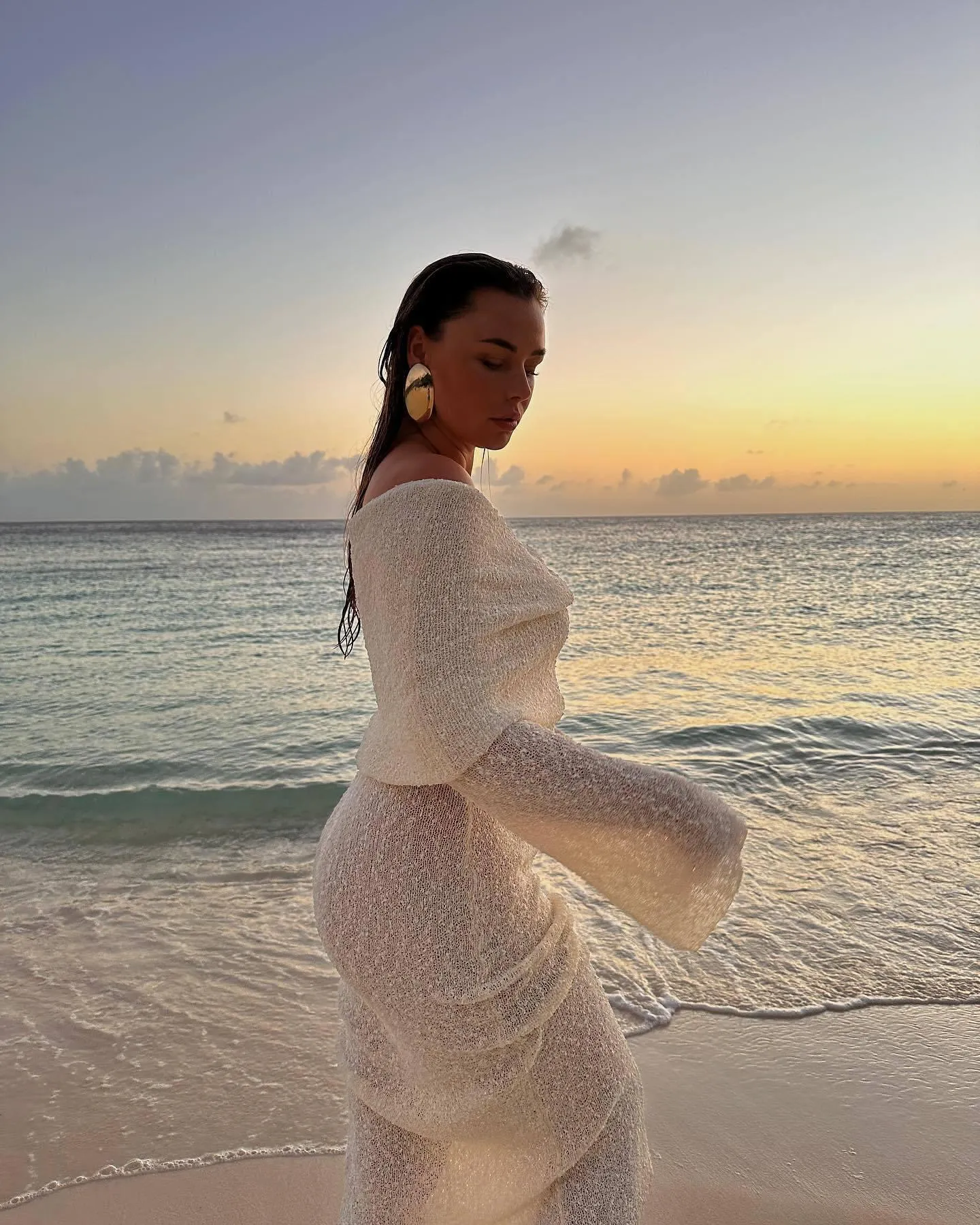 New One-Shoulder Knitted Long-Sleeved Dress – Beach Holiday Long Dress for Women