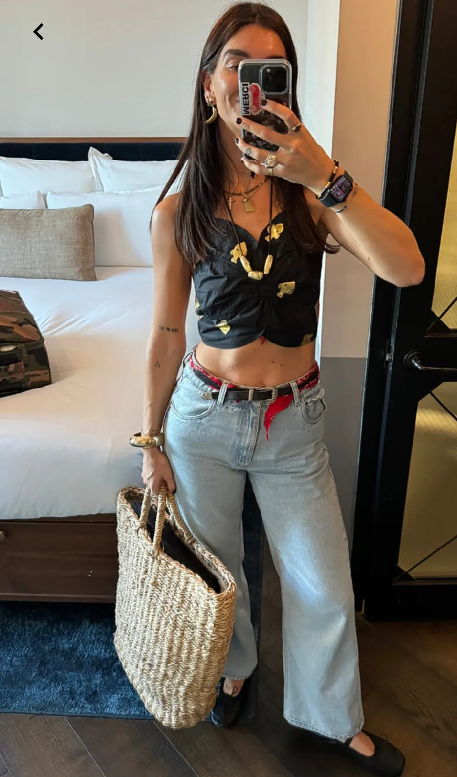 Scallop Detail Straight Leg Jeans